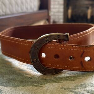 Linea Pelle vintage leather horseshoe buckle belt size small